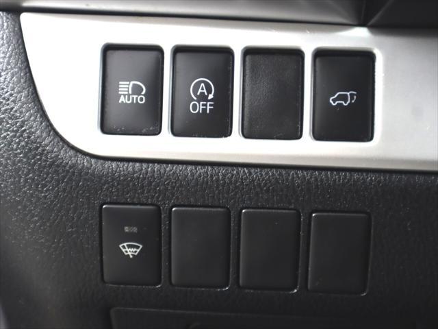 used 2018 Toyota Highlander car, priced at $28,995