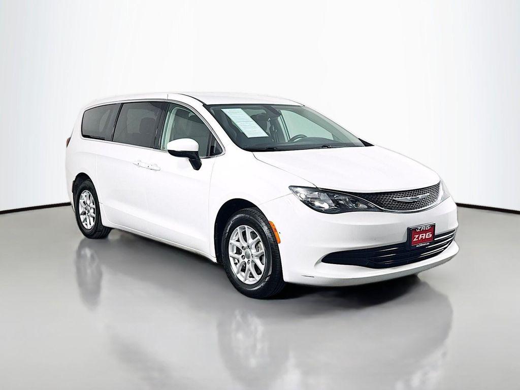 used 2017 Chrysler Pacifica car, priced at $12,995