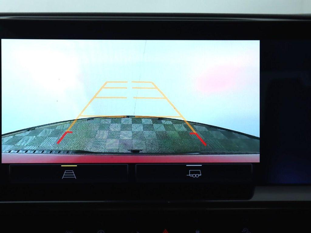 used 2024 Chevrolet Silverado 1500 car, priced at $52,995