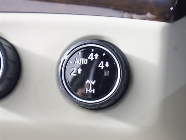 used 2015 Cadillac Escalade car, priced at $29,995