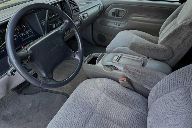 used 1995 GMC Sierra 1500 car, priced at $11,994