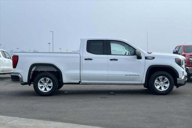 new 2025 GMC Sierra 1500 car, priced at $41,025