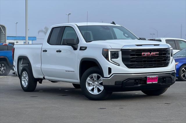 new 2025 GMC Sierra 1500 car, priced at $41,025