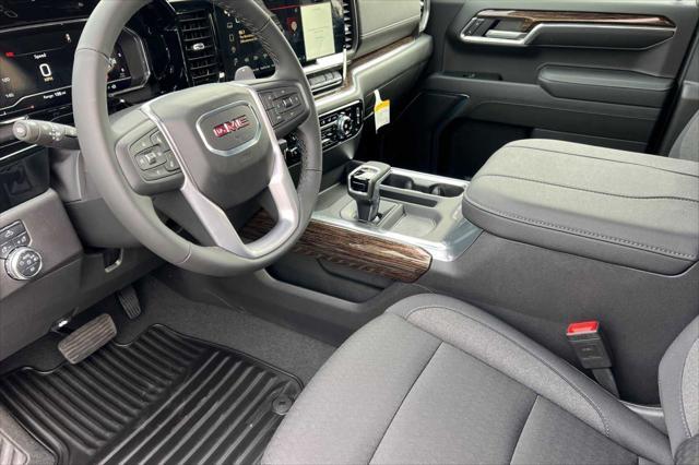 new 2025 GMC Sierra 1500 car, priced at $59,680