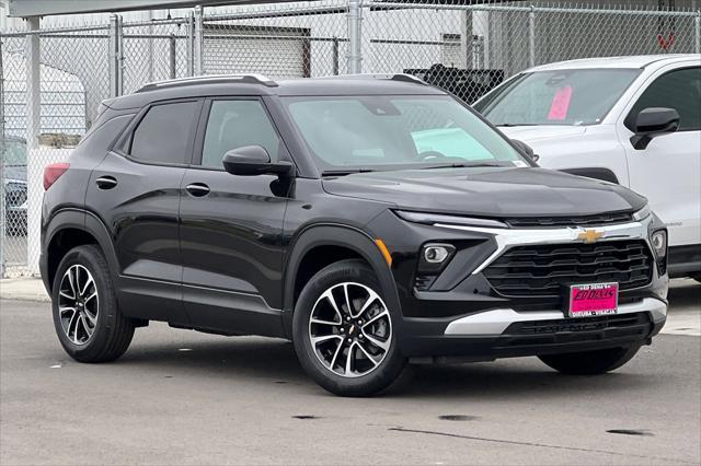 new 2025 Chevrolet TrailBlazer car, priced at $26,385