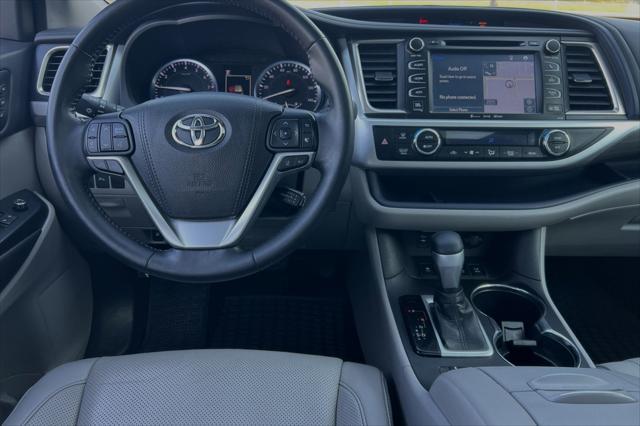 used 2018 Toyota Highlander car, priced at $27,997