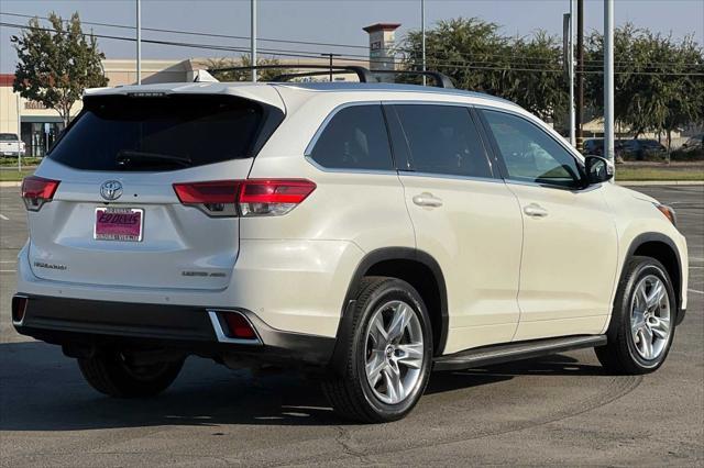 used 2018 Toyota Highlander car, priced at $27,997