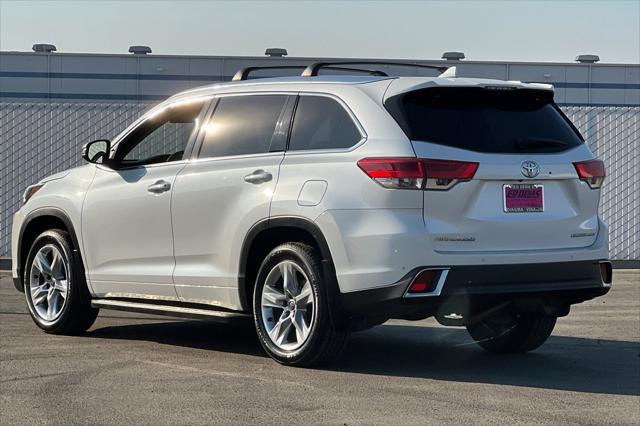 used 2018 Toyota Highlander car, priced at $27,997