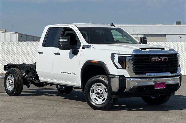 new 2025 GMC Sierra 2500 car, priced at $50,678