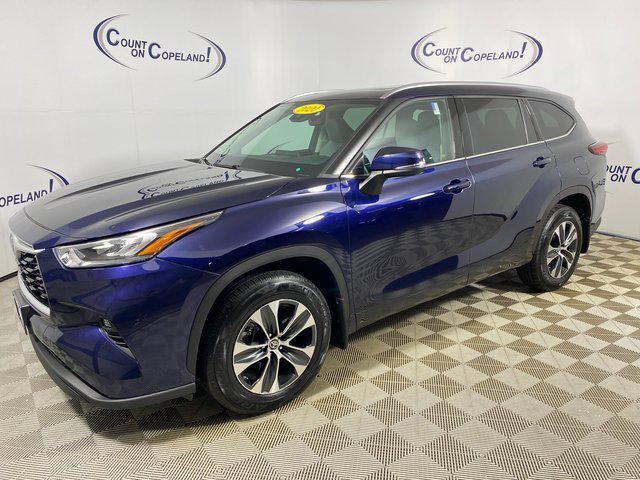 used 2020 Toyota Highlander car, priced at $24,495