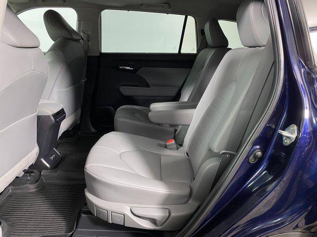 used 2020 Toyota Highlander car, priced at $24,495