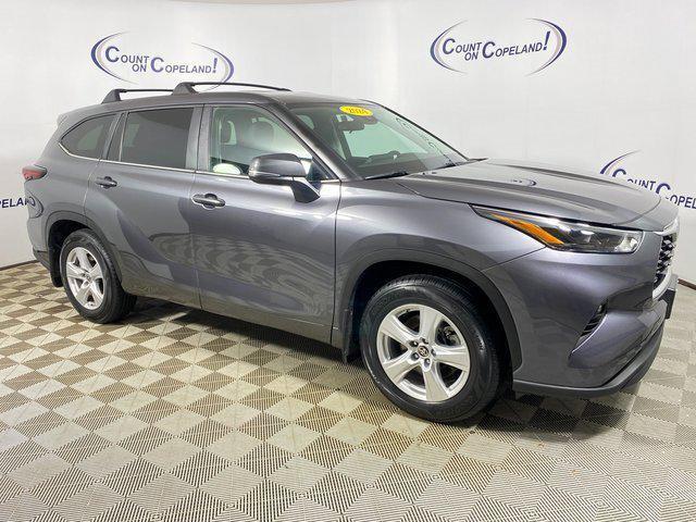 used 2024 Toyota Highlander car, priced at $43,995