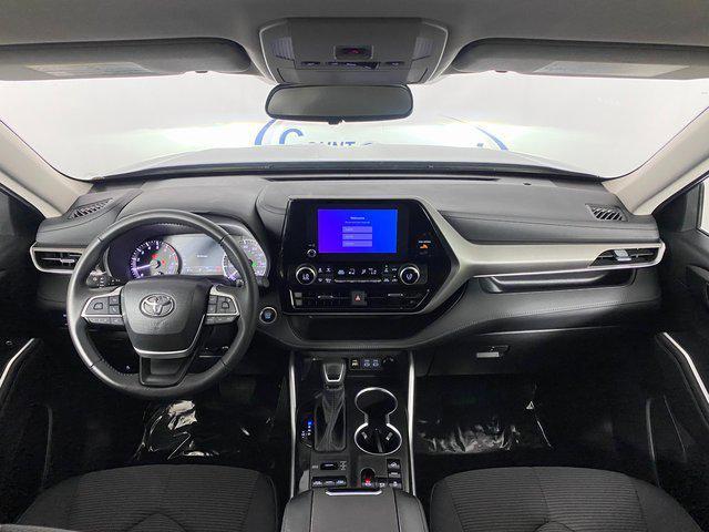 used 2024 Toyota Highlander car, priced at $43,995