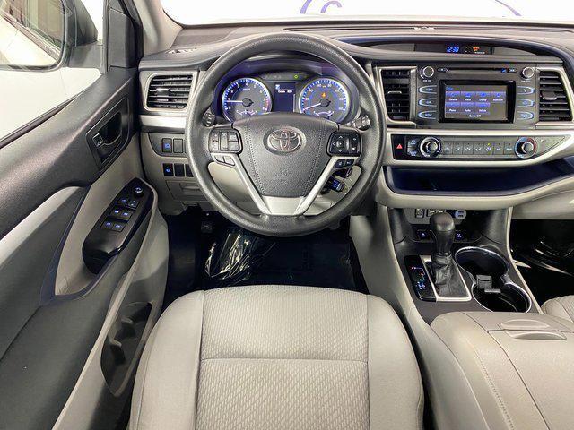 used 2019 Toyota Highlander car