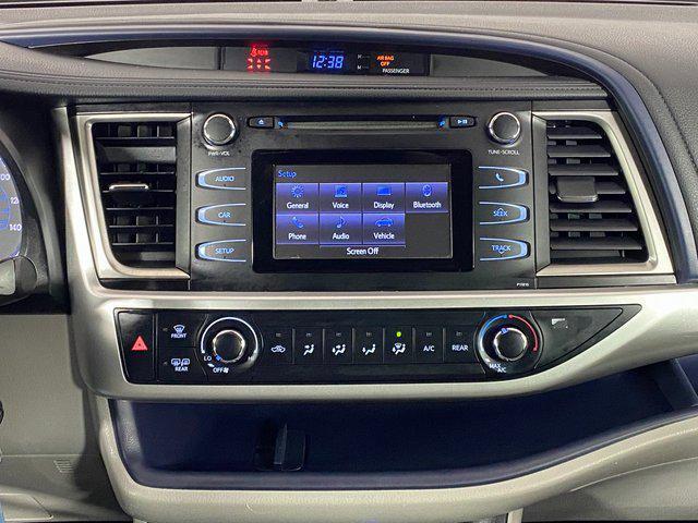 used 2019 Toyota Highlander car