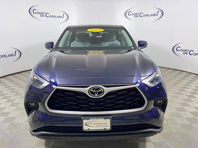 used 2023 Toyota Highlander car, priced at $32,995