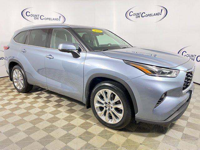 used 2022 Toyota Highlander car, priced at $38,495