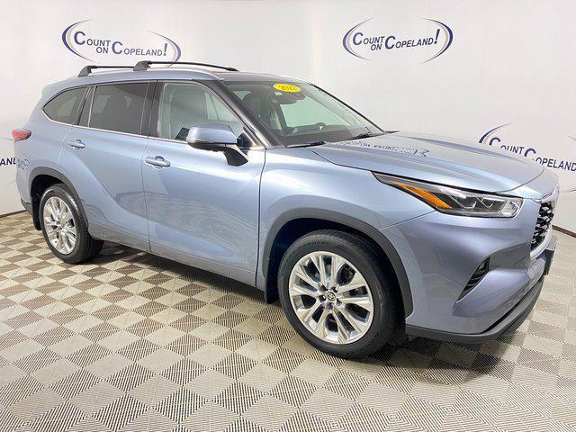 used 2022 Toyota Highlander car, priced at $38,995