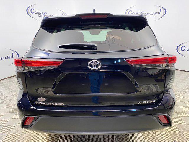 used 2022 Toyota Highlander car, priced at $36,995