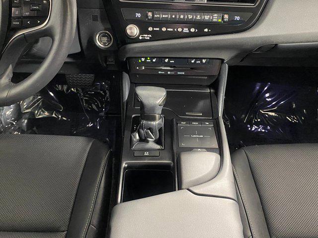 used 2022 Lexus ES 350 car, priced at $36,995