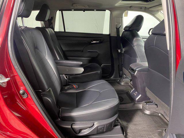 used 2023 Toyota Highlander car, priced at $39,495