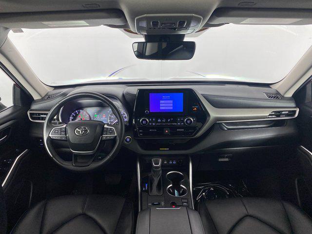 used 2023 Toyota Highlander car, priced at $39,495