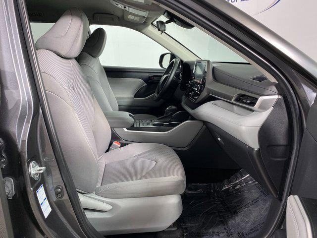 used 2022 Toyota Highlander car, priced at $33,995
