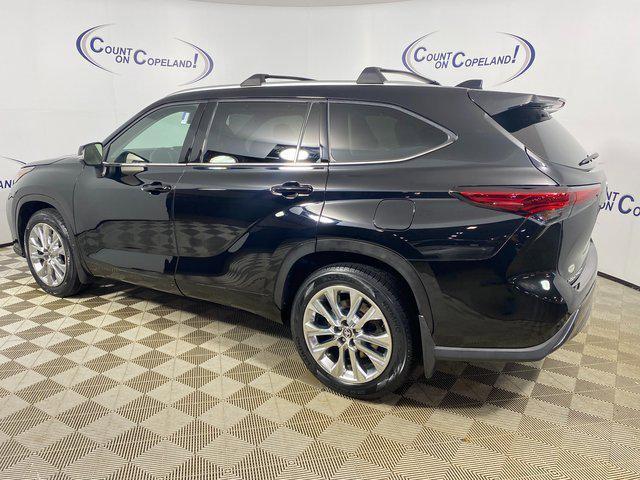 used 2023 Toyota Highlander car, priced at $38,995