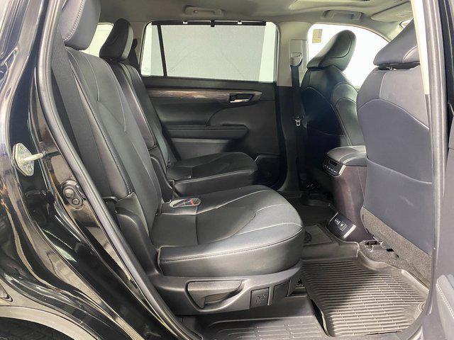used 2023 Toyota Highlander car, priced at $38,995