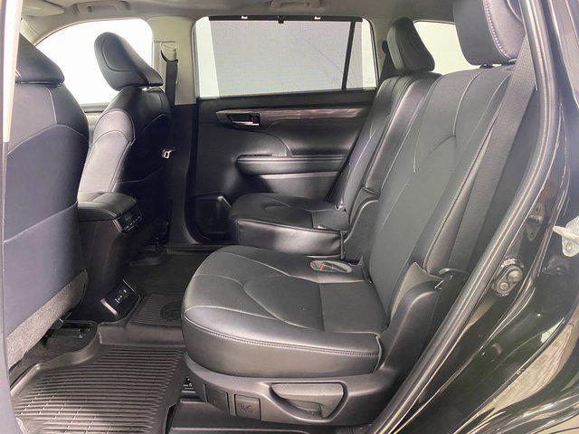 used 2023 Toyota Highlander car, priced at $38,995