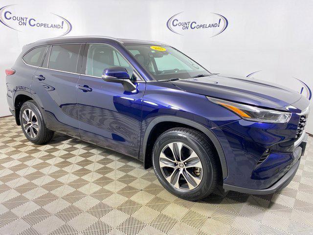 used 2021 Toyota Highlander car, priced at $31,995