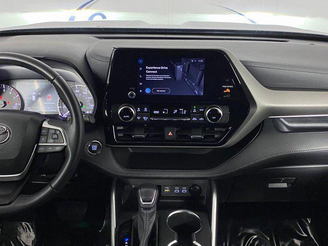 used 2023 Toyota Highlander car, priced at $28,995