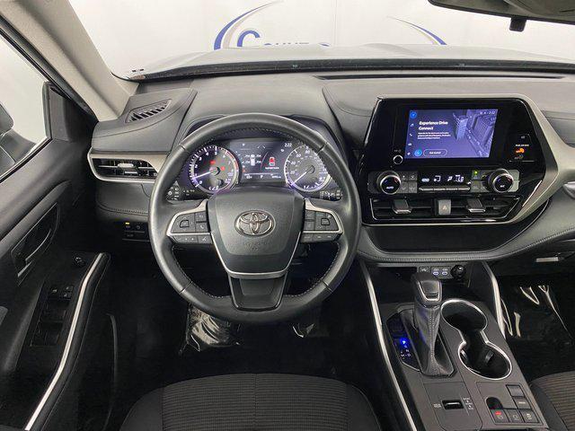 used 2023 Toyota Highlander car, priced at $28,995
