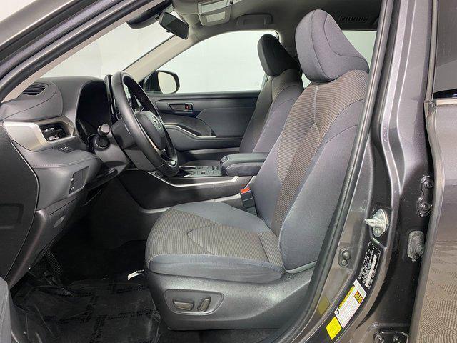 used 2022 Toyota Highlander car, priced at $31,995