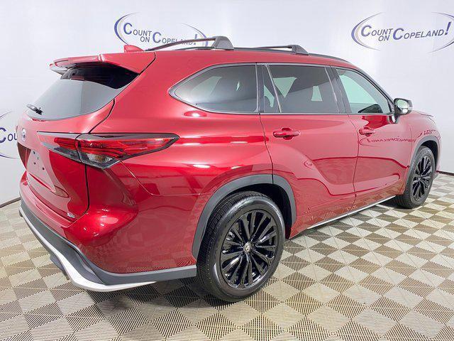 used 2023 Toyota Highlander car, priced at $41,995