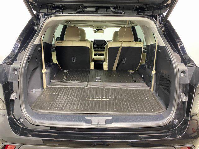 used 2021 Toyota Highlander car, priced at $33,995