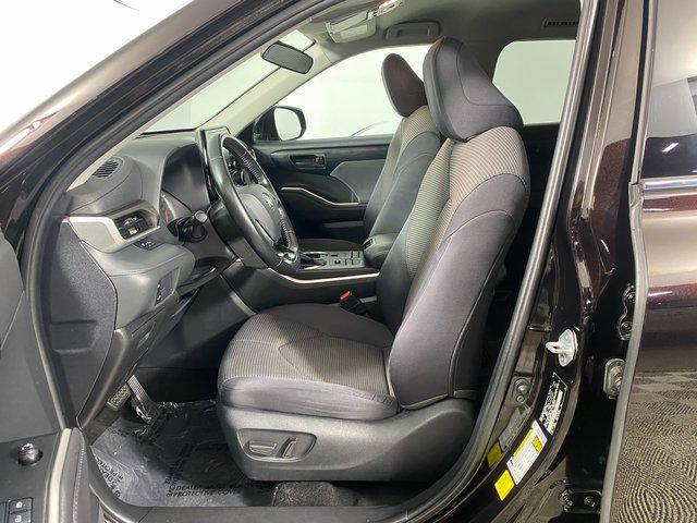 used 2020 Toyota Highlander car, priced at $26,995