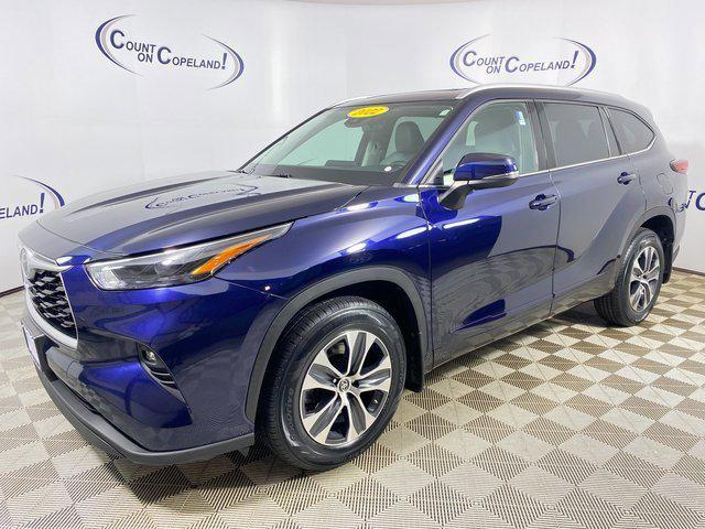 used 2022 Toyota Highlander car, priced at $37,795