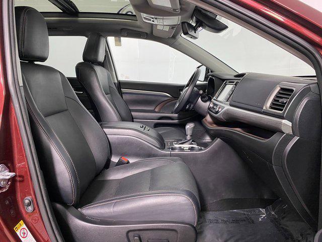 used 2017 Toyota Highlander car, priced at $25,995