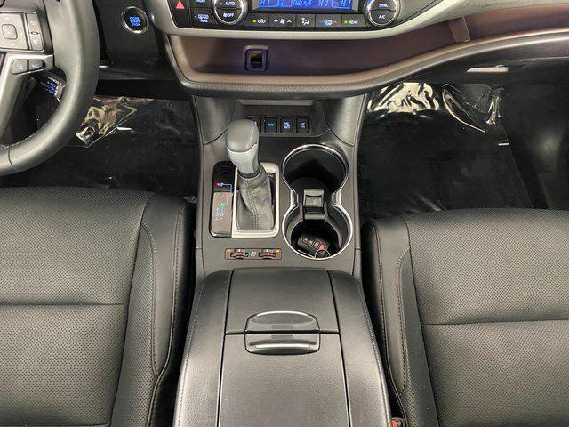 used 2017 Toyota Highlander car, priced at $25,995