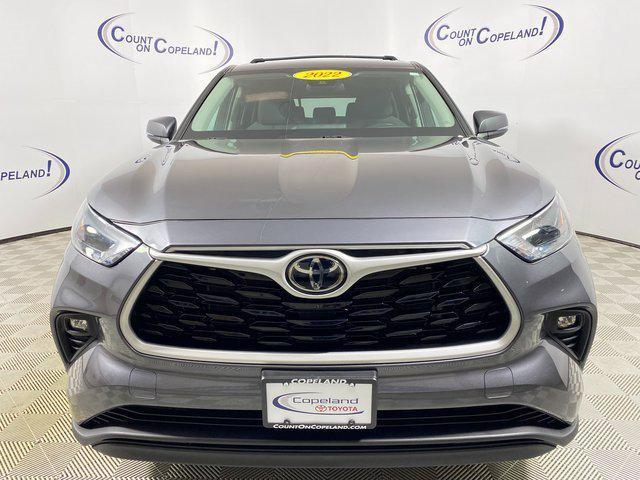 used 2022 Toyota Highlander car, priced at $30,995