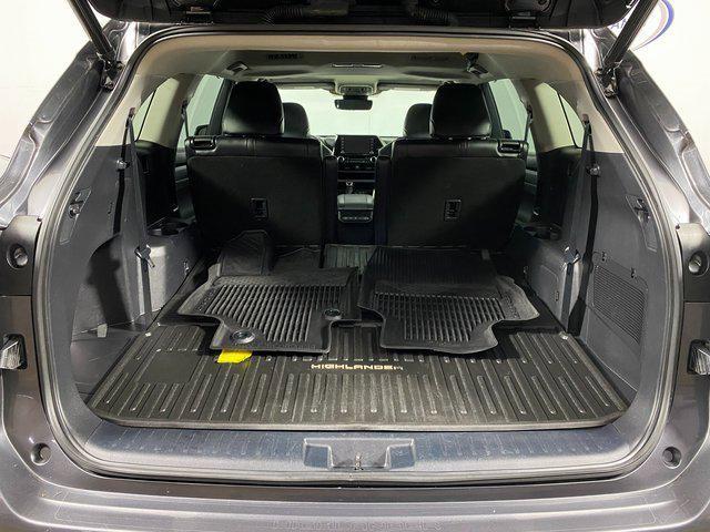 used 2022 Toyota Highlander car, priced at $39,495