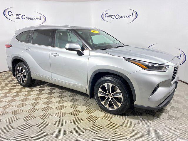 used 2021 Toyota Highlander car, priced at $35,495