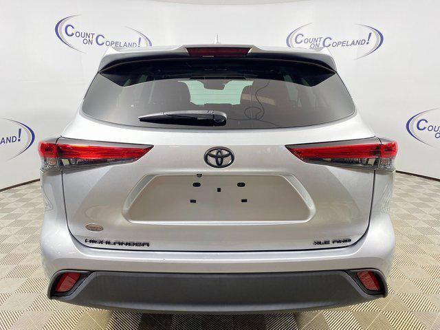 used 2021 Toyota Highlander car, priced at $35,495