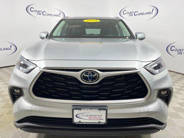 used 2021 Toyota Highlander car, priced at $35,495