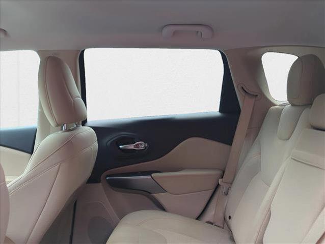 used 2019 Jeep Cherokee car, priced at $16,273