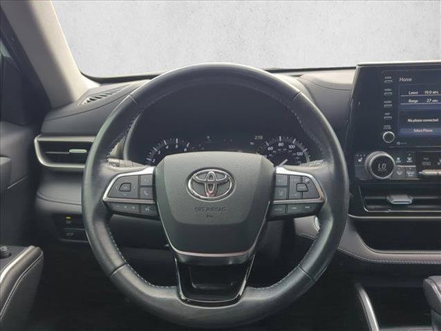 used 2021 Toyota Highlander car, priced at $31,694