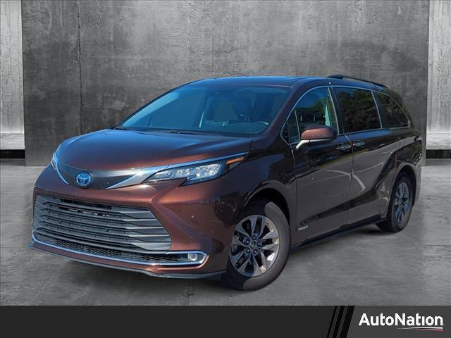 used 2021 Toyota Sienna car, priced at $34,699