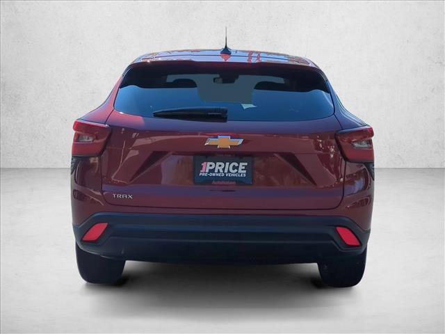 used 2024 Chevrolet Trax car, priced at $22,232