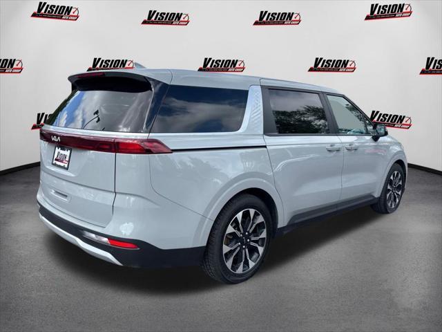 used 2024 Kia Carnival car, priced at $33,791